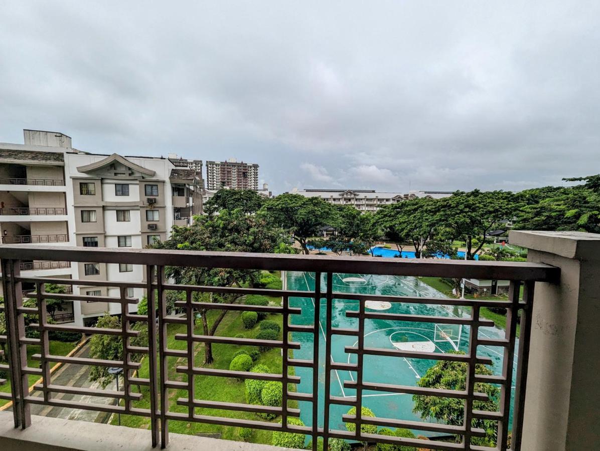 Appartement Acacia Estates' The Getaway Taguig Jade Tower à Manille Extérieur photo